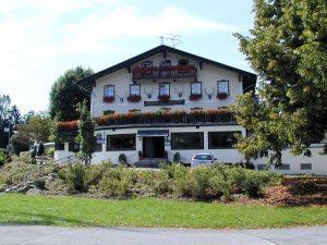 Gasthaus 'Zum Goldenen Tal' in Naring