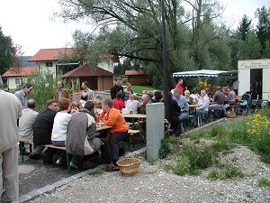 Spielplatzeinweihung in Naring